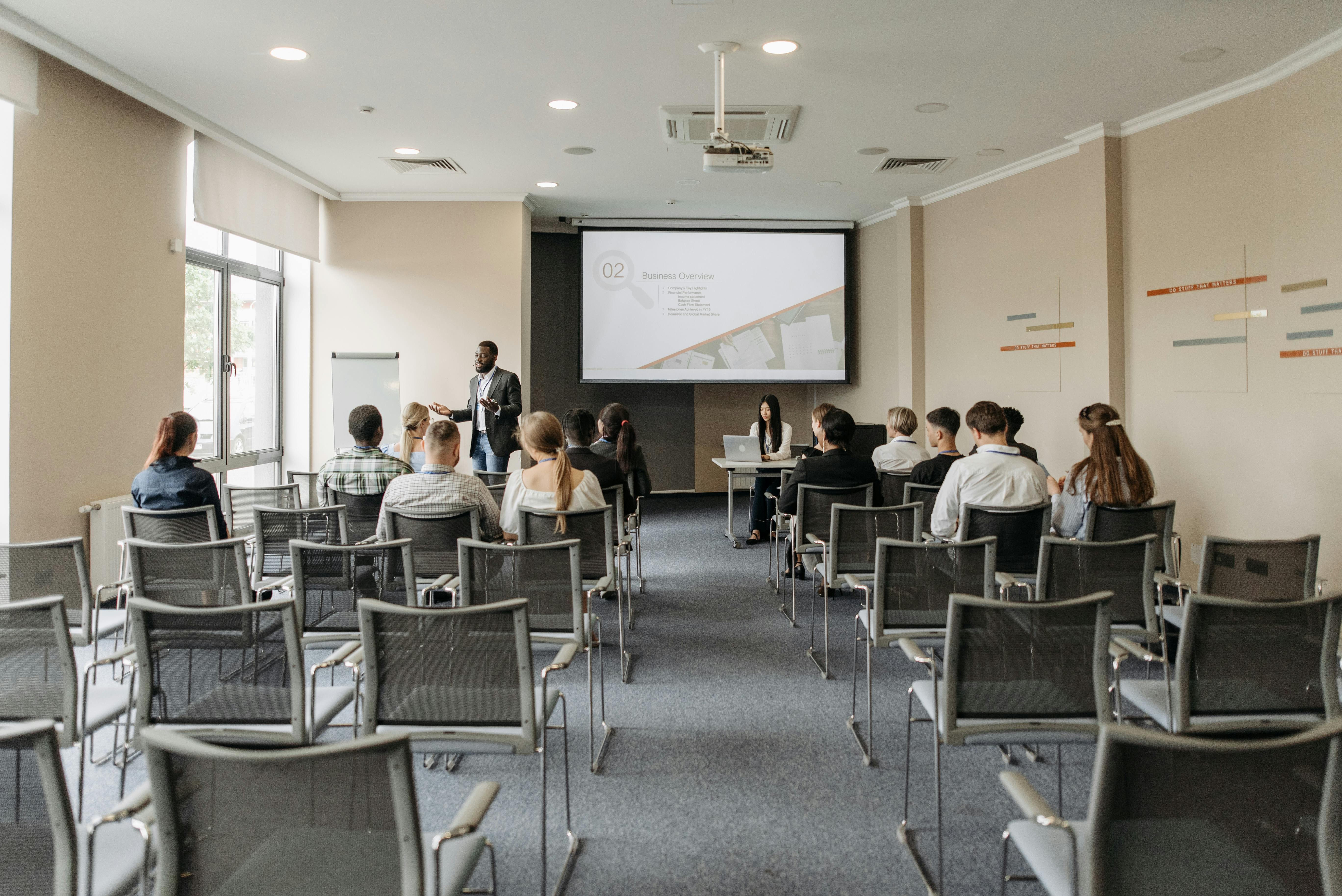 Course Image Academic Presentations in English